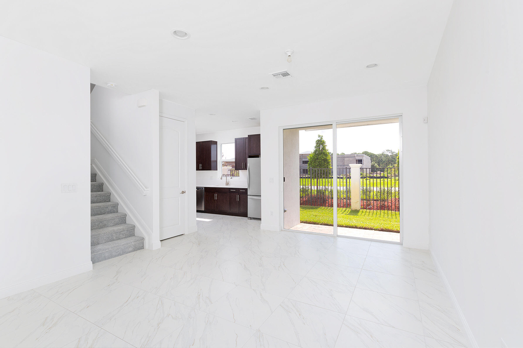 6979 Pines Circle - Photo 9