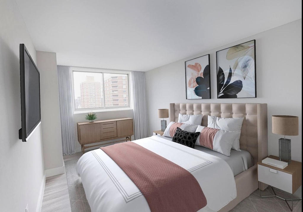 526 East 20th Street - Photo 2