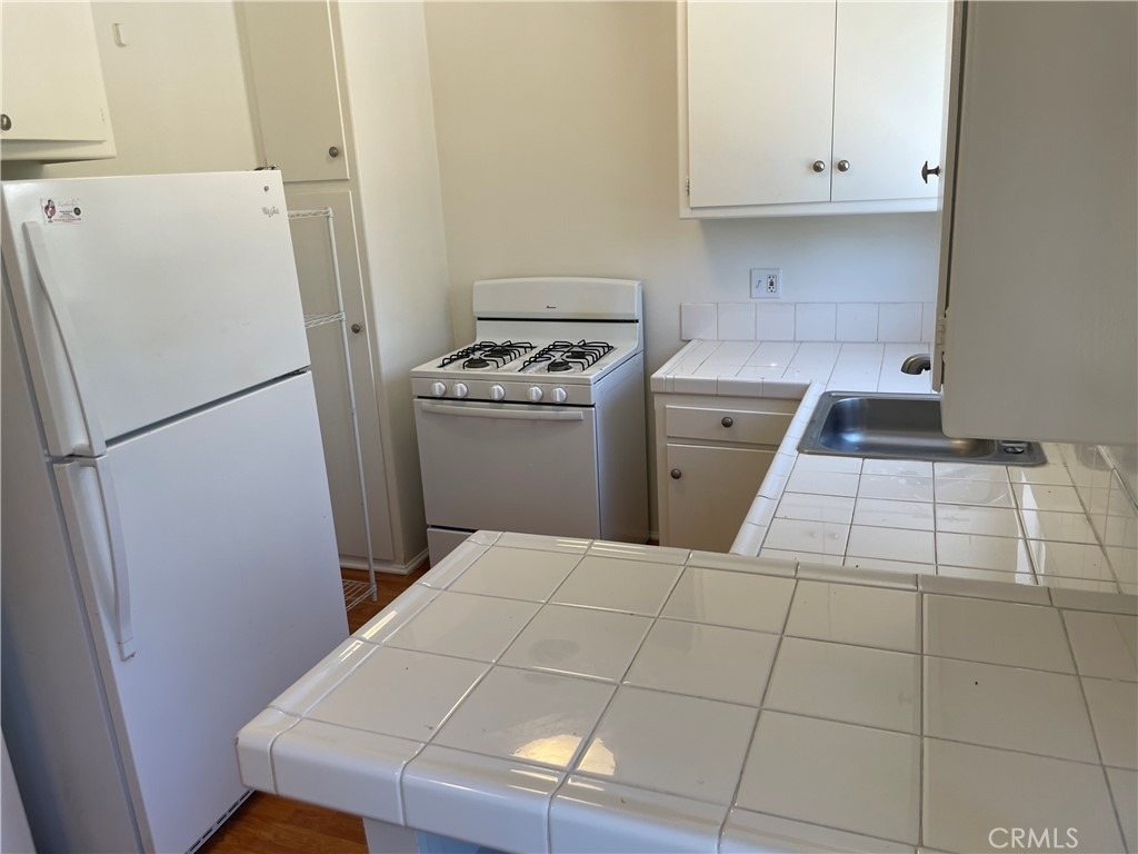 630 San Vicente - Photo 7