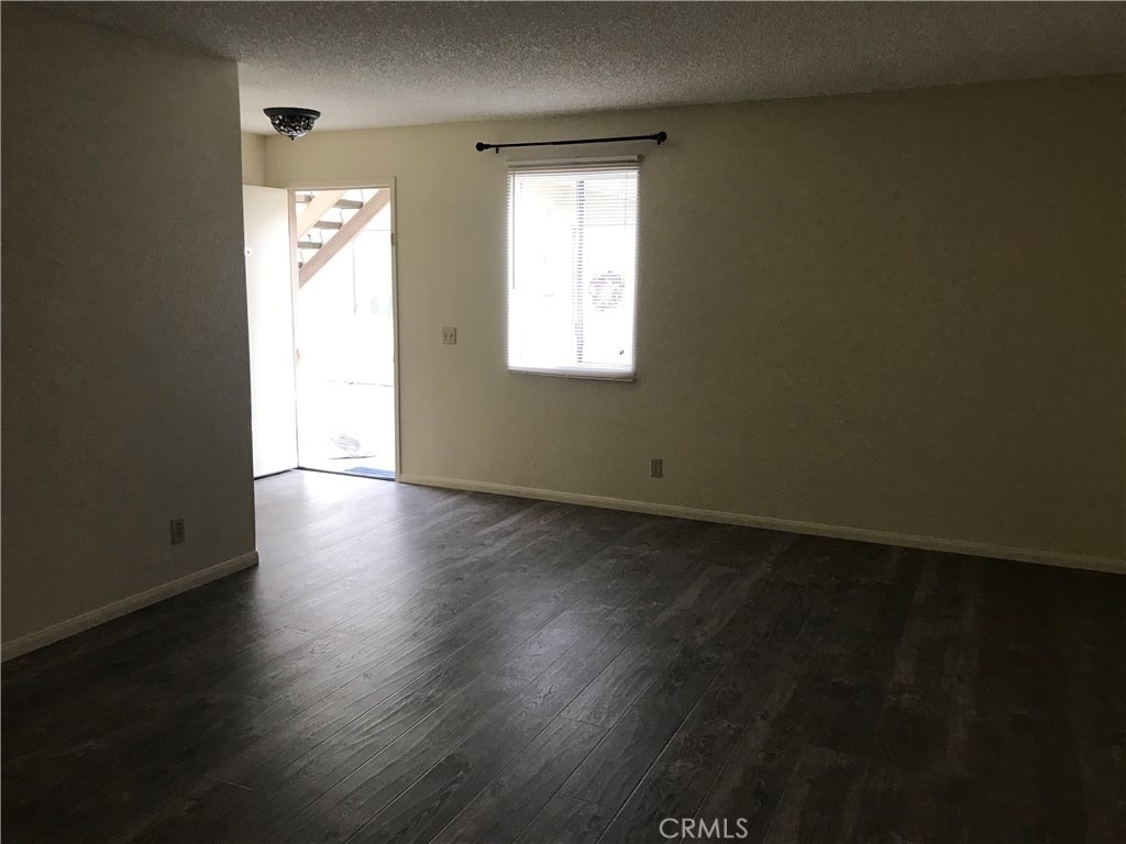 2129 Woodberry Ave - Photo 8