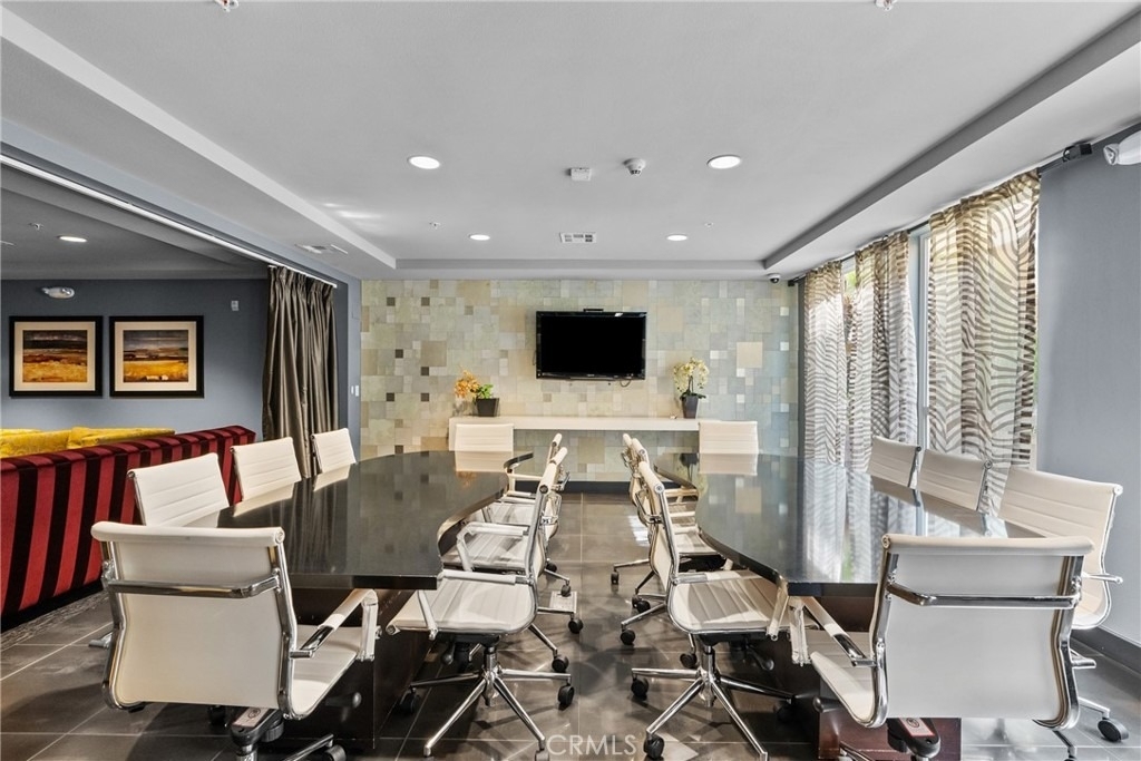 21301 Erwin Street - Photo 38