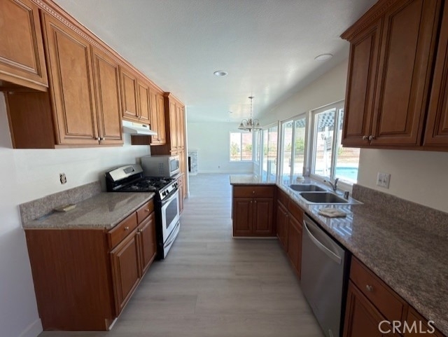 2214 Montague - Photo 7
