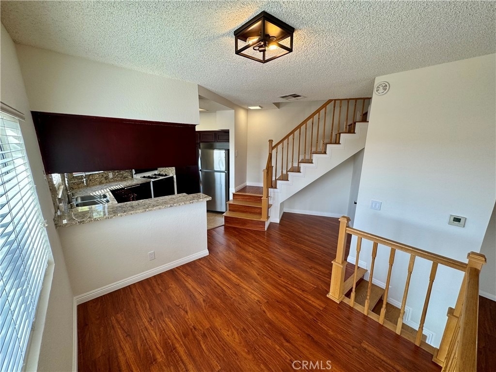 1523 Windsor Road - Photo 4