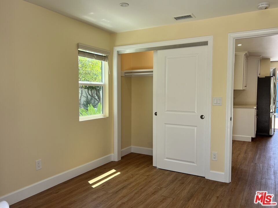 3753 W 60th Street - Photo 9