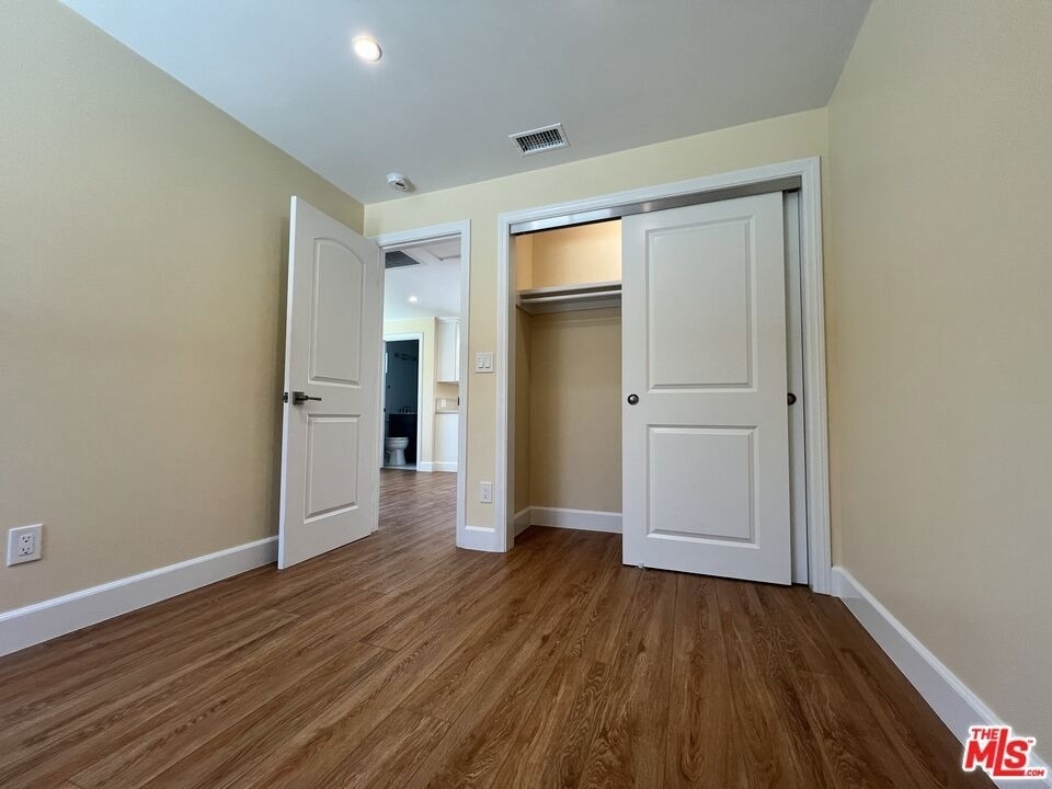 3753 W 60th Street - Photo 16