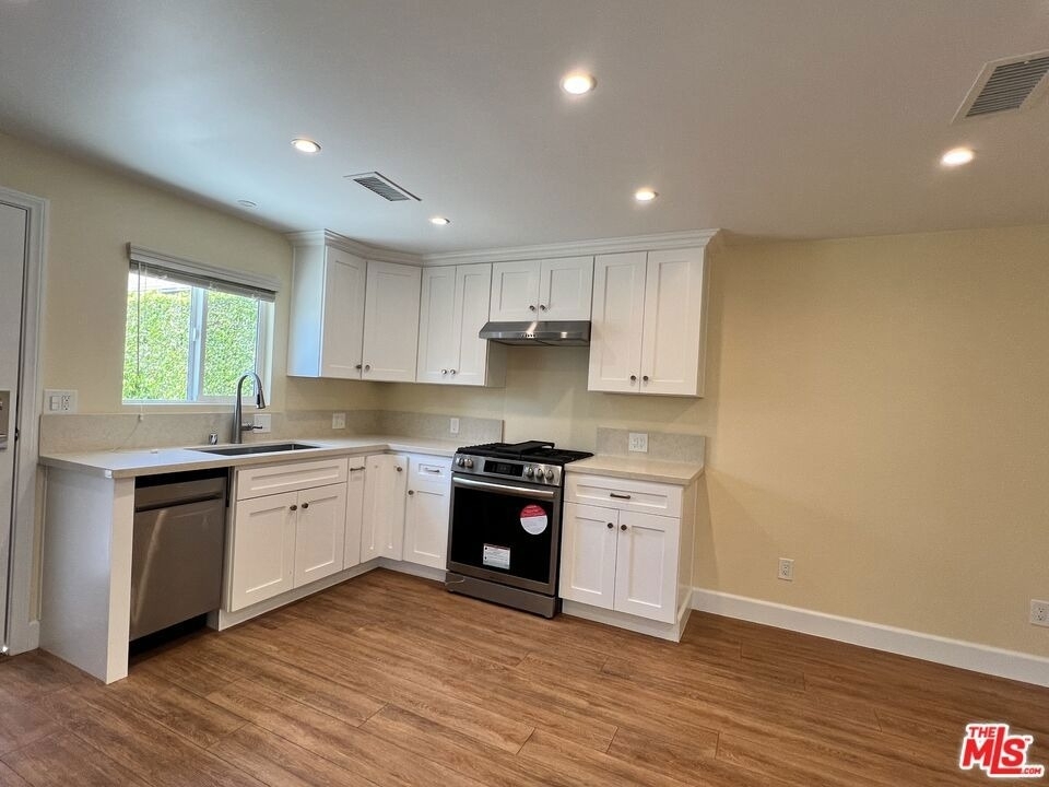 3753 W 60th Street - Photo 2