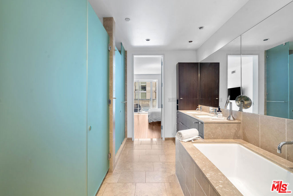 6250 Hollywood Boulevard - Photo 21