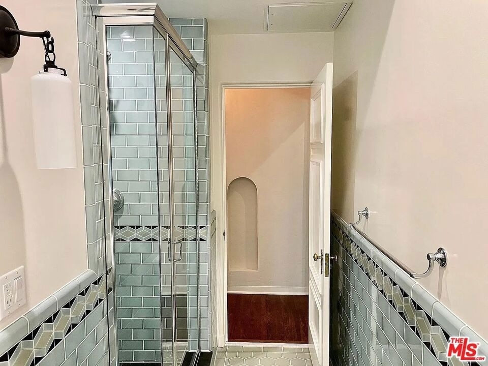 1330 N Harper Avenue - Photo 20