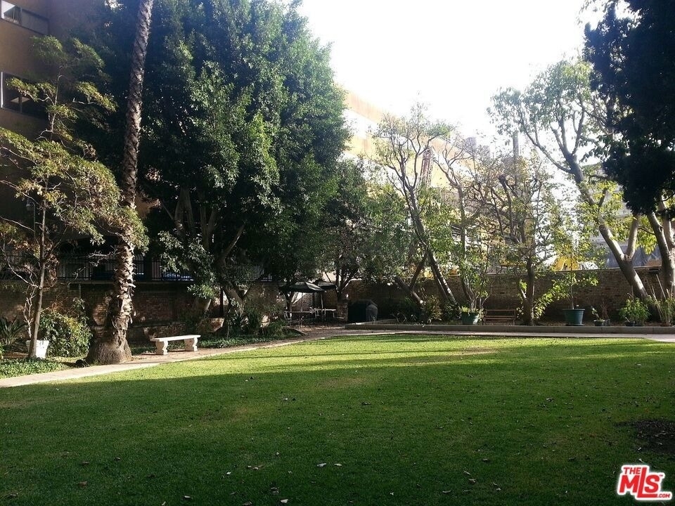 3278 Wilshire Boulevard - Photo 6