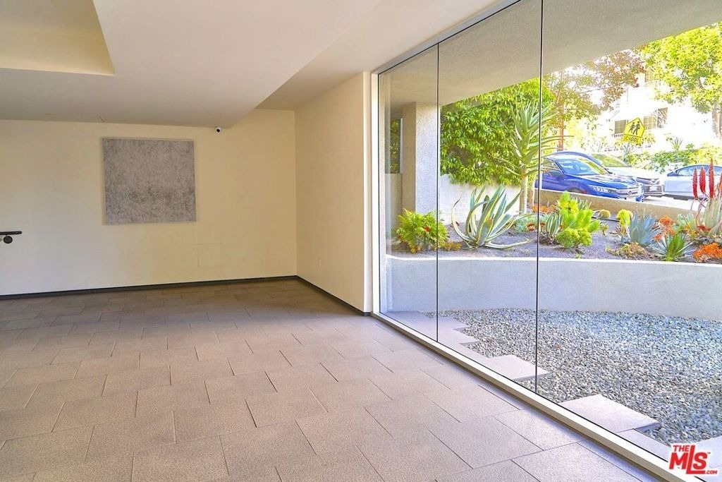 9005 Cynthia Street - Photo 6