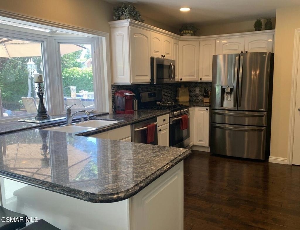 4502 Wolsey Court - Photo 4