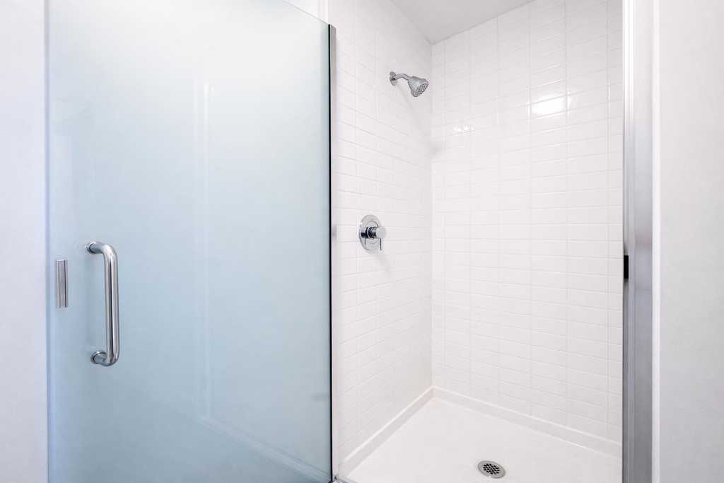 1524 Sheepshead Bay Road - Photo 7
