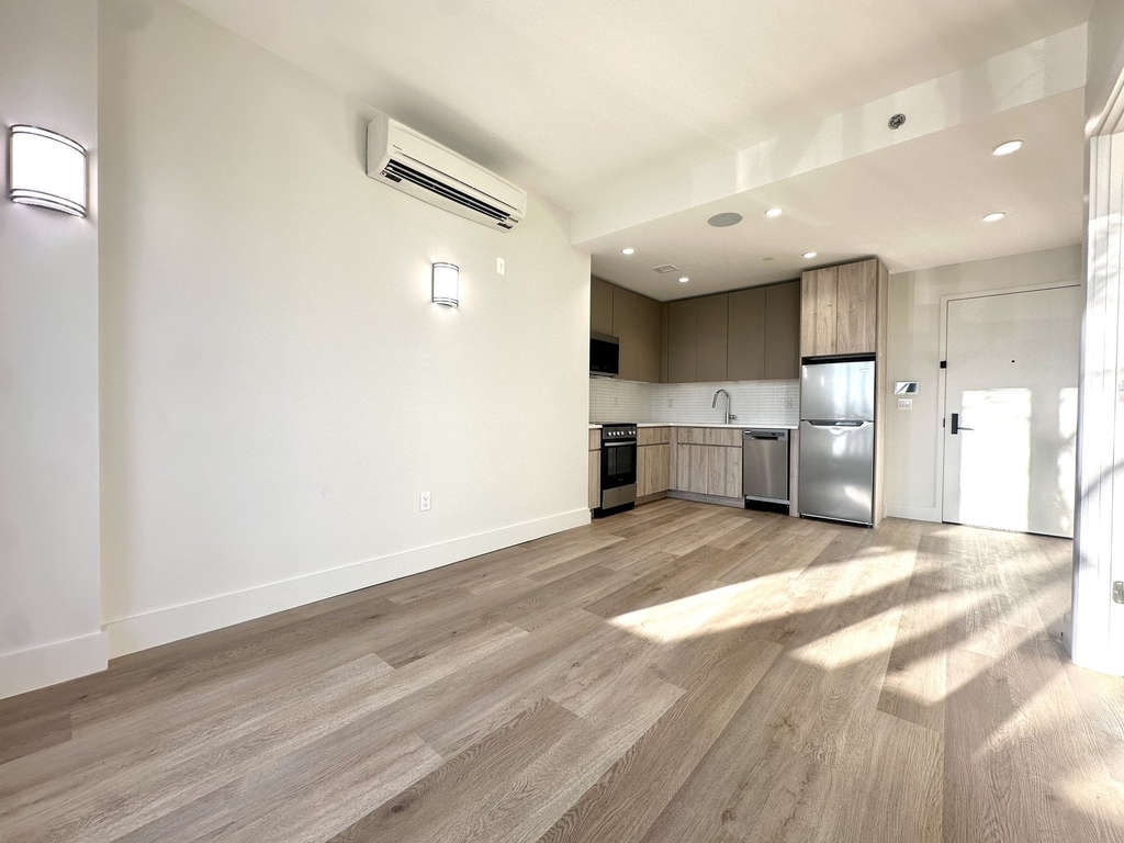 91 Bruckner Blvd - Photo 2
