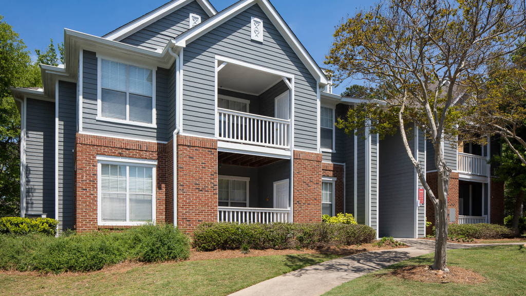 1000 Lexington Farms Dr - Photo 0