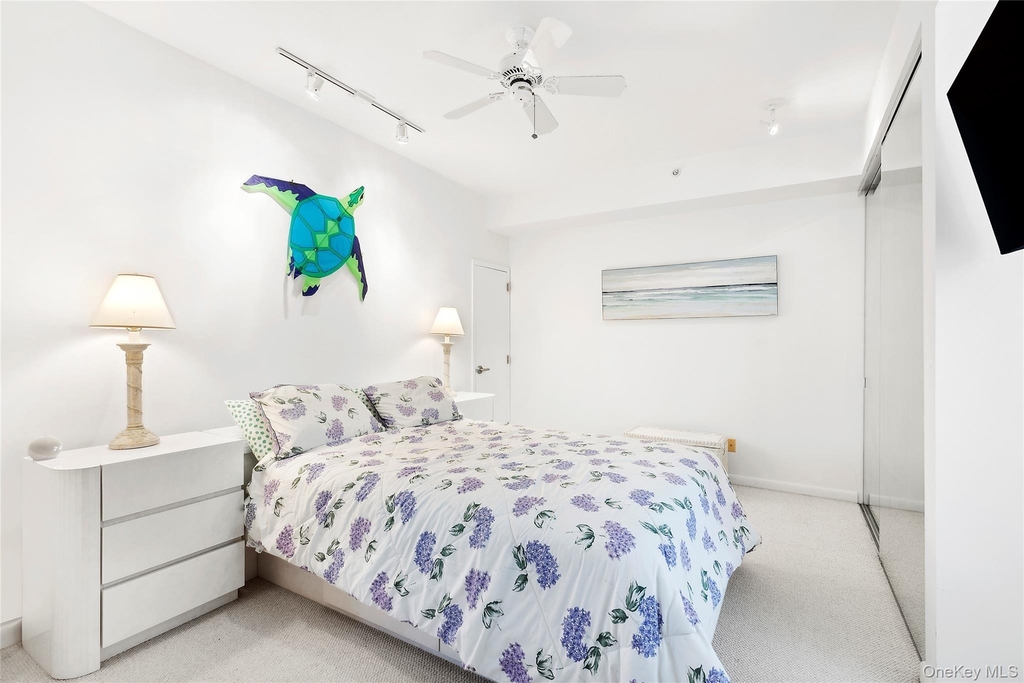 250 Dune Road - Photo 6