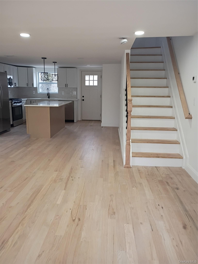 9 Cleveland Avenue - Photo 2