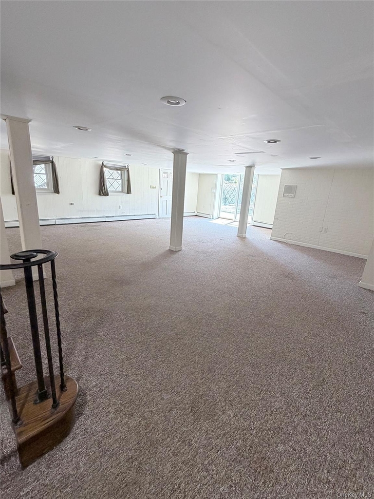 216 Maple Avenue - Photo 18