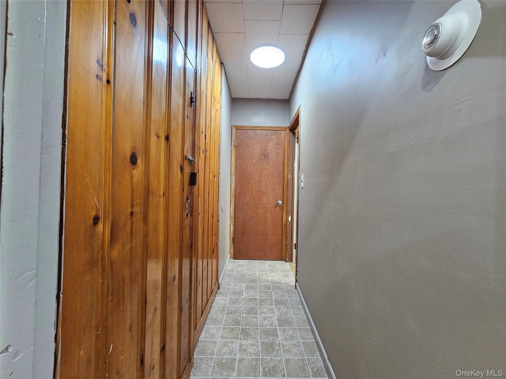 704 Tower Avenue - Photo 17