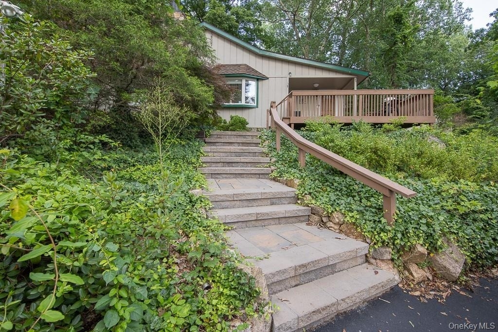 56 Bluff Avenue - Photo 1