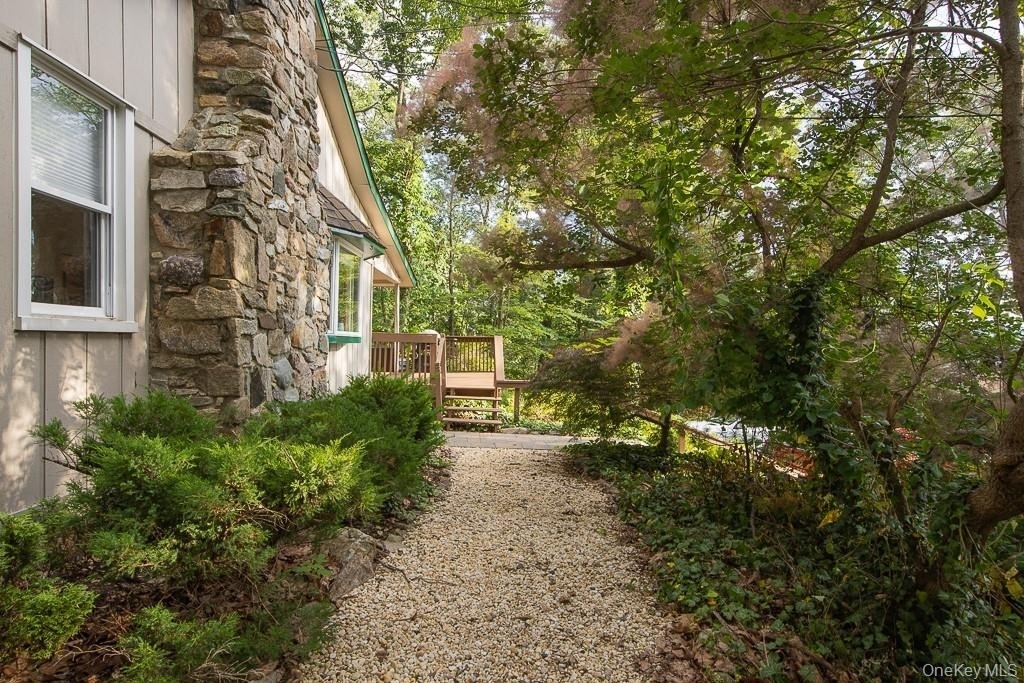 56 Bluff Avenue - Photo 15