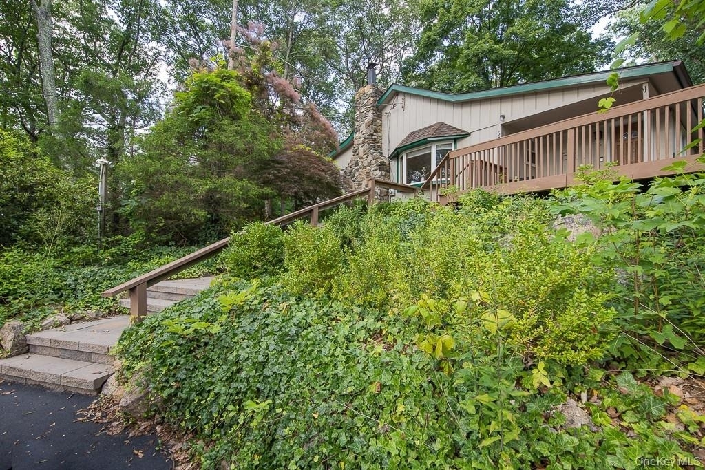 56 Bluff Avenue - Photo 3