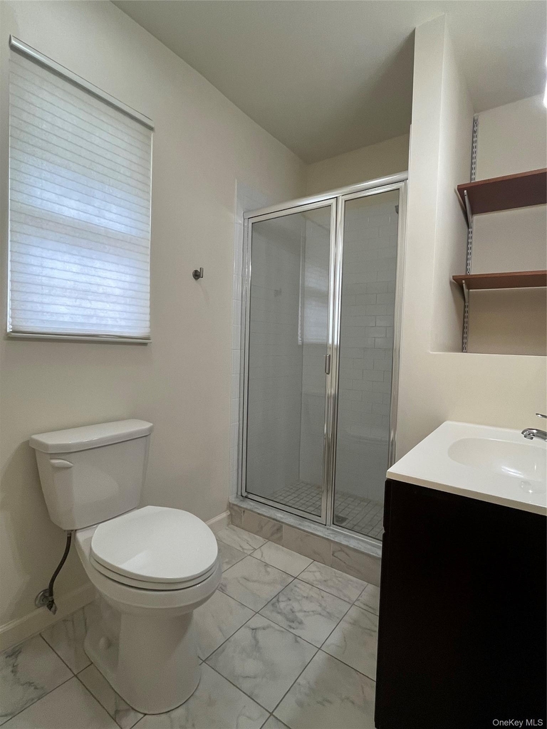 73 Webster Ave - Photo 9