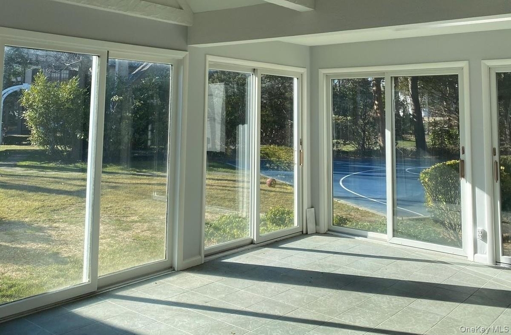 940 Smith Lane - Photo 16