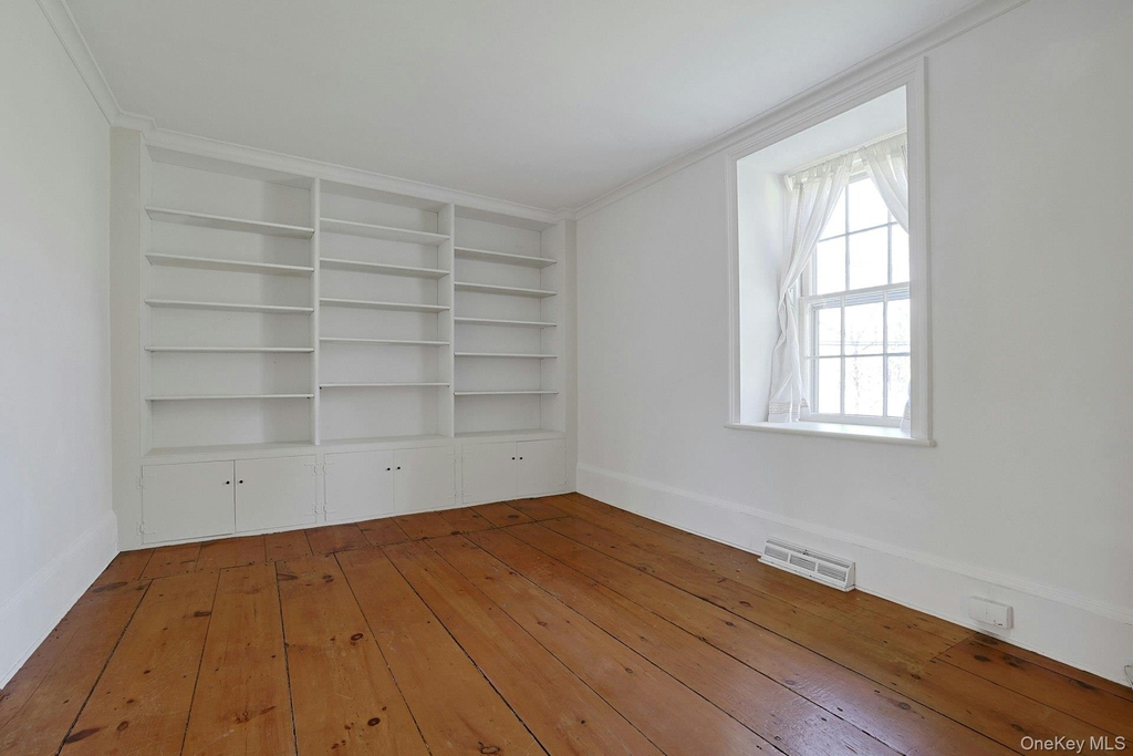 105 S Greenbush Road - Photo 14