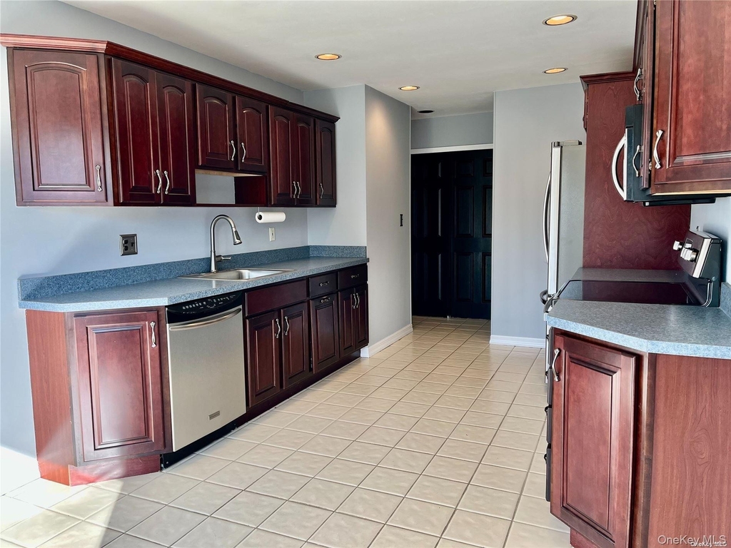 132 Fairfield Drive - Photo 7