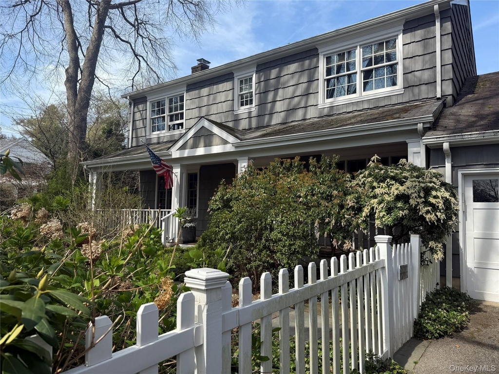 21 Westbank Road - Photo 0