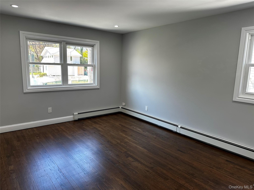 56 Marwood Road N - Photo 4