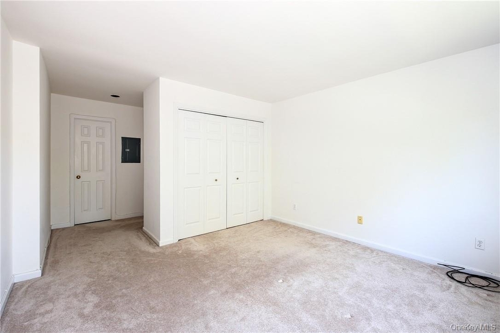 599 Midland Avenue - Photo 18