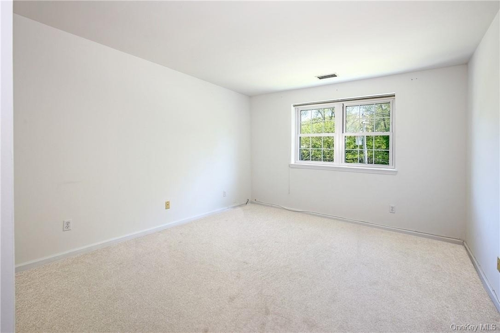 599 Midland Avenue - Photo 17