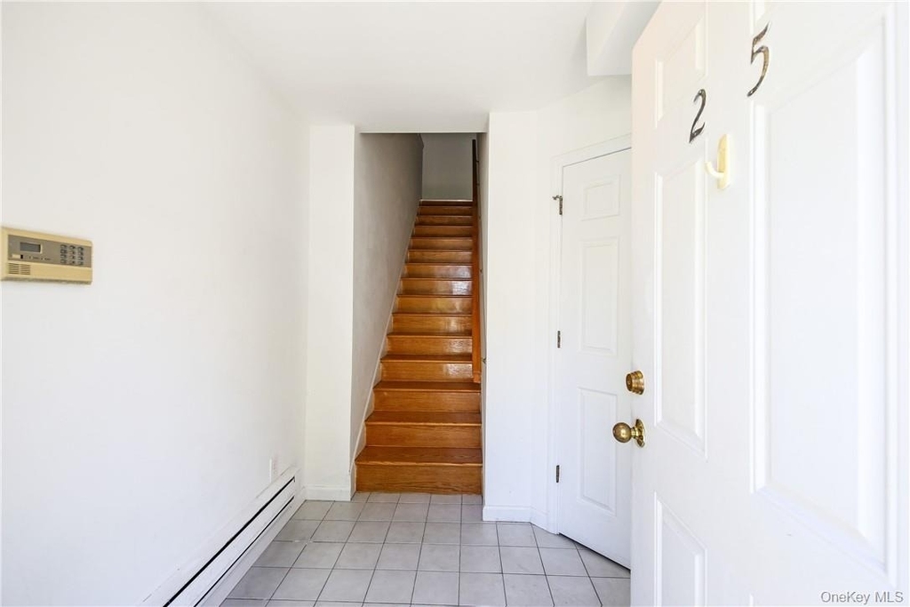 599 Midland Avenue - Photo 2
