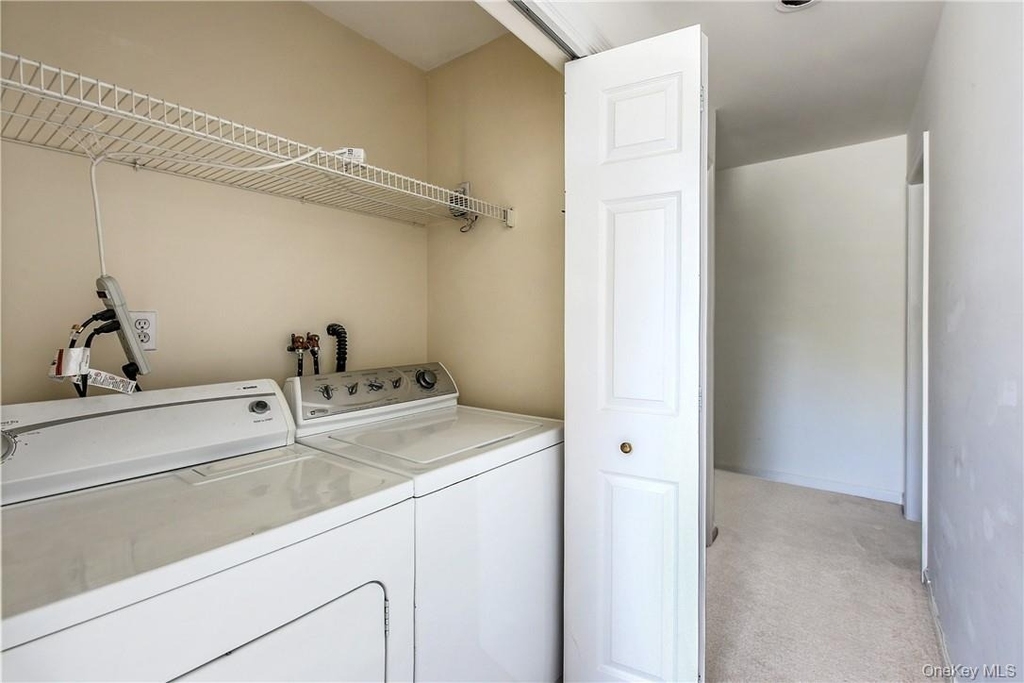 599 Midland Avenue - Photo 12