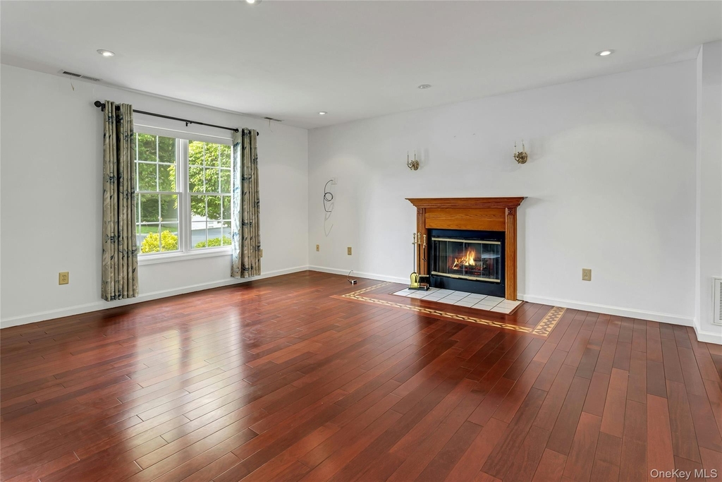 5801 Applewood Circle - Photo 3