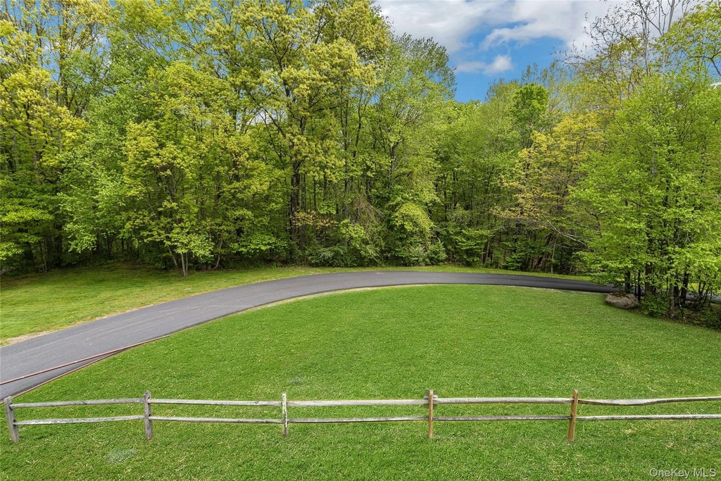 5801 Applewood Circle - Photo 18