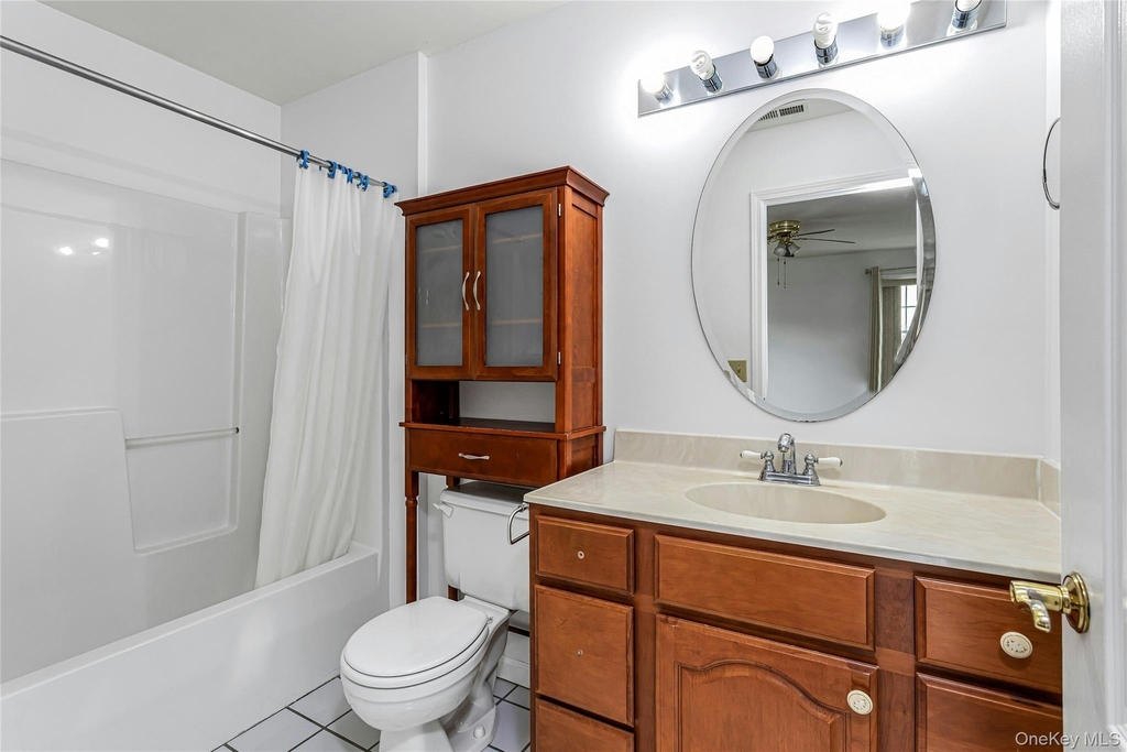 5801 Applewood Circle - Photo 10