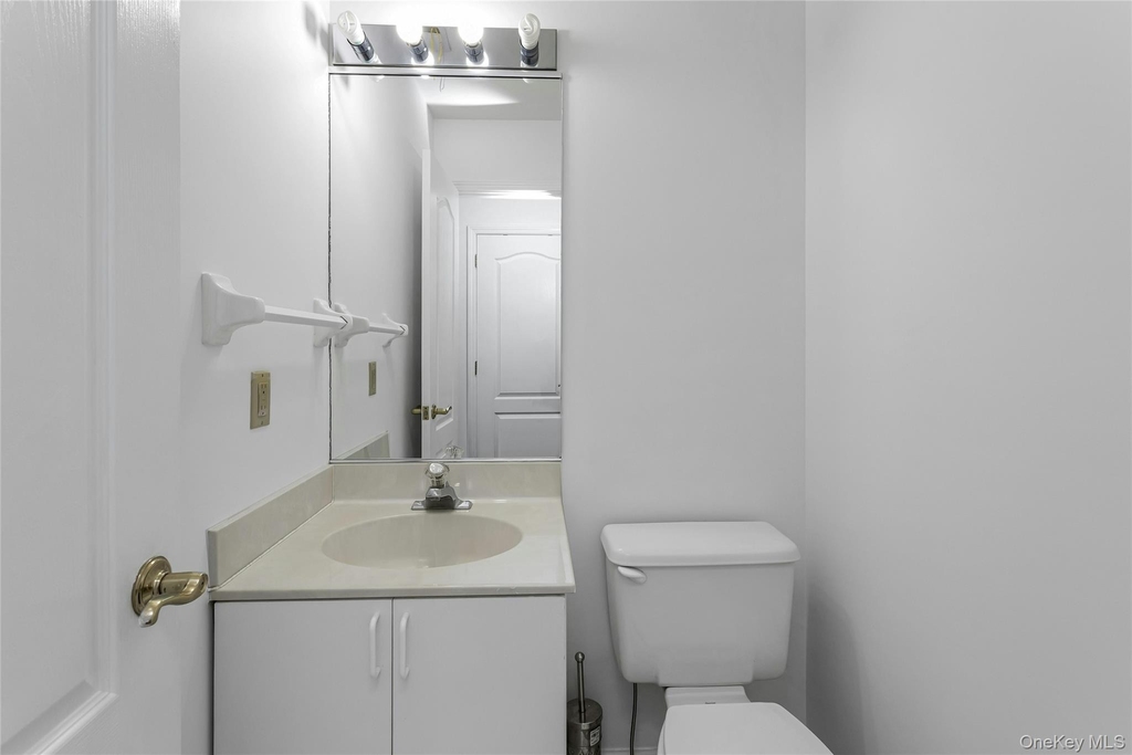 5801 Applewood Circle - Photo 8