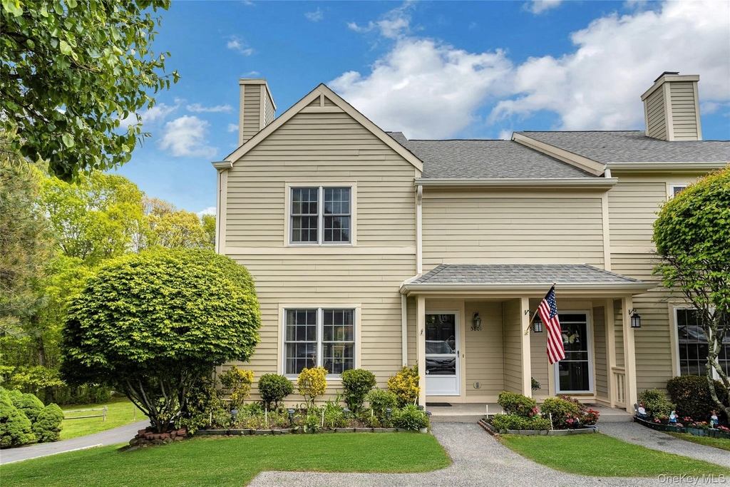 5801 Applewood Circle - Photo 2