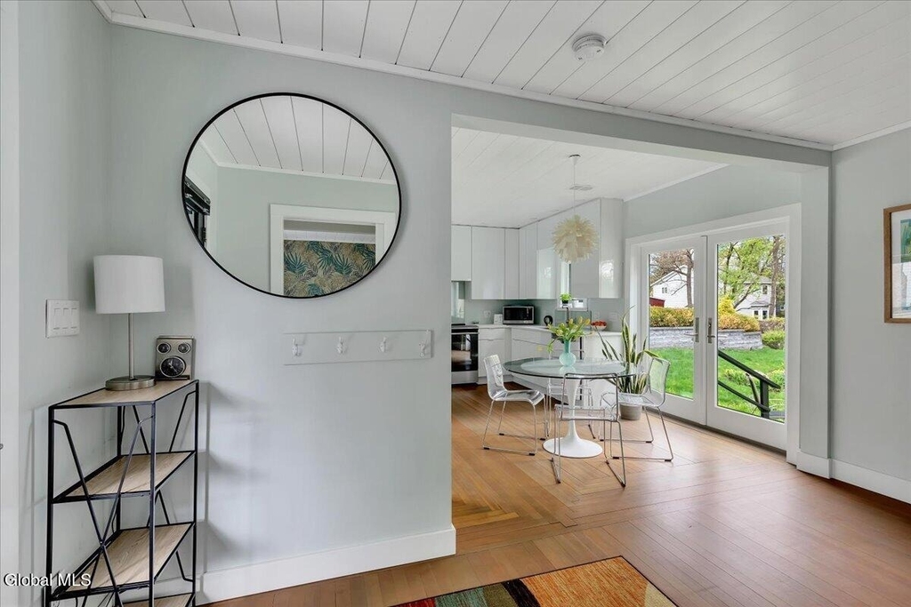 116 Catherine Street - Photo 9