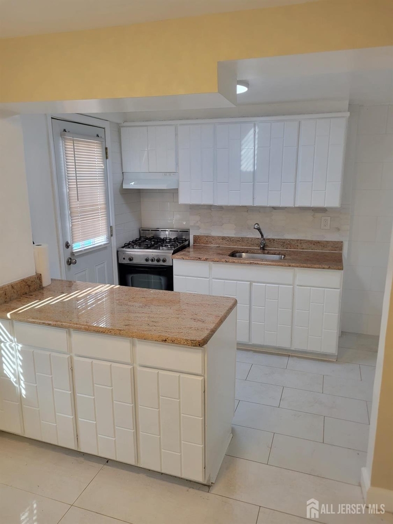 333 Brinton Avenue - Photo 4