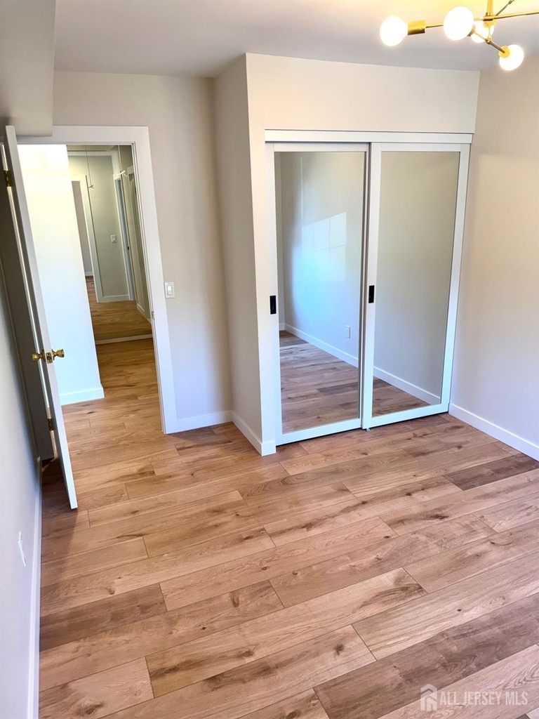 1511 Pebble Place - Photo 8