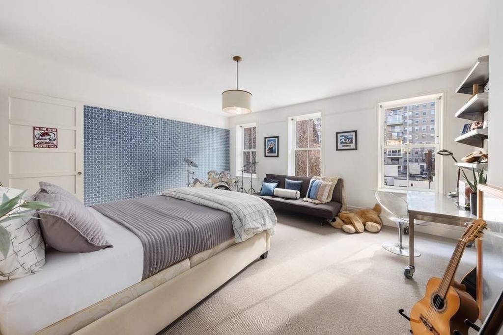 164 E 70th Street - Photo 30