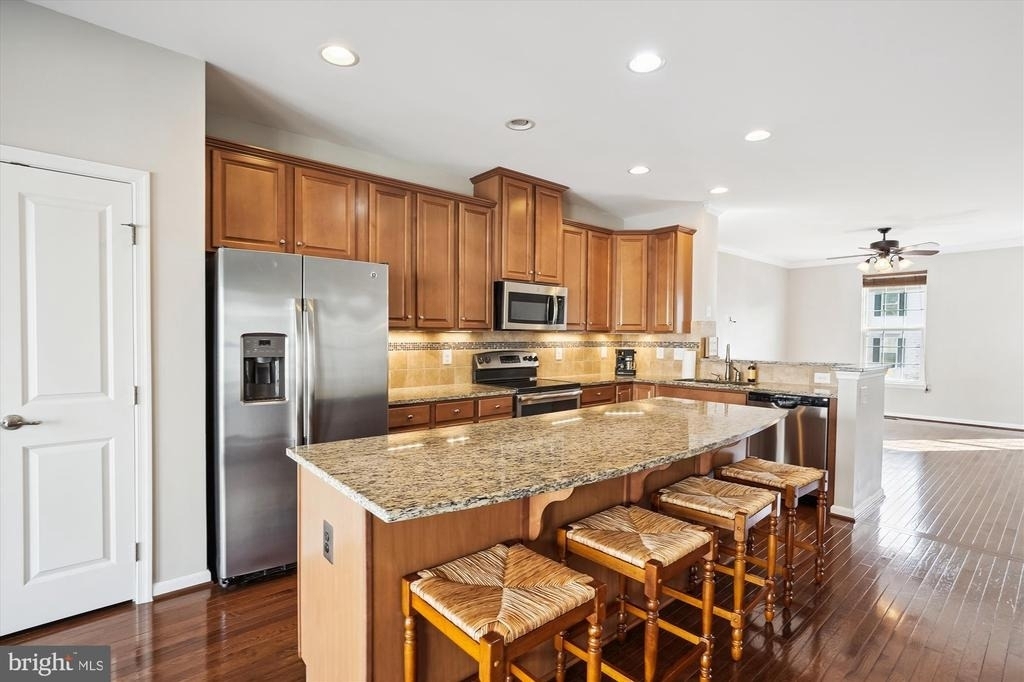 7106 Santa Cruz Place - Photo 9