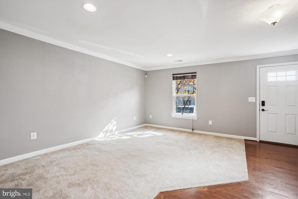 7106 Santa Cruz Place - Photo 4