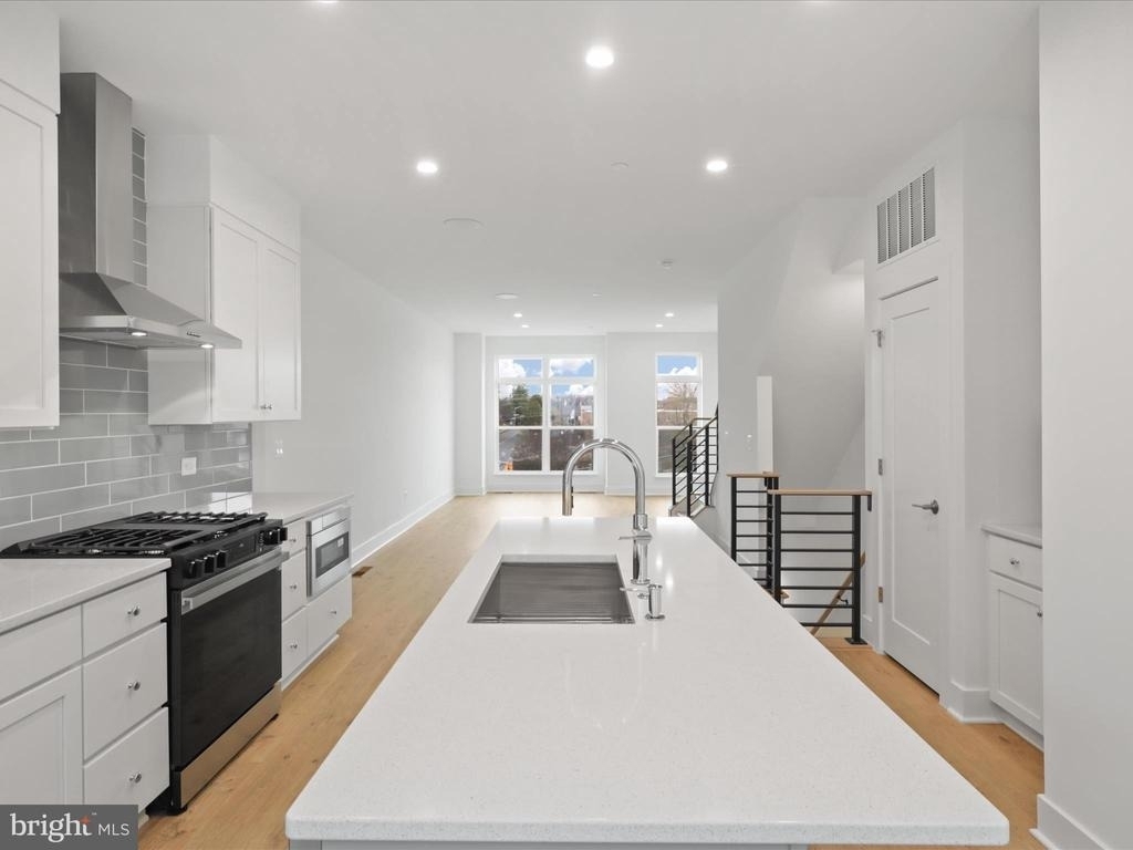 2064 Tysons Ridgeline Road - Photo 13