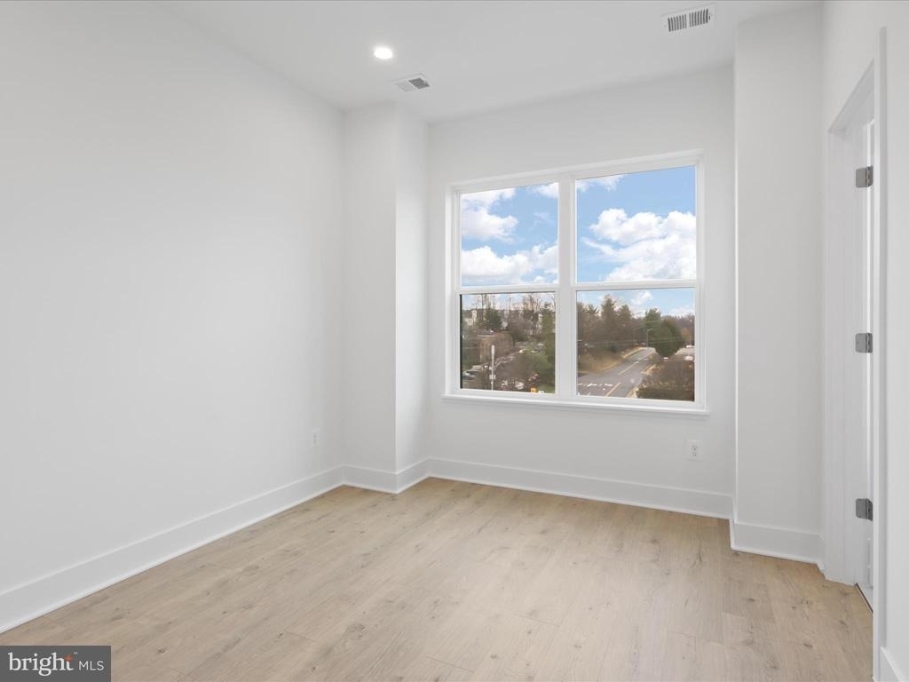 2064 Tysons Ridgeline Road - Photo 23