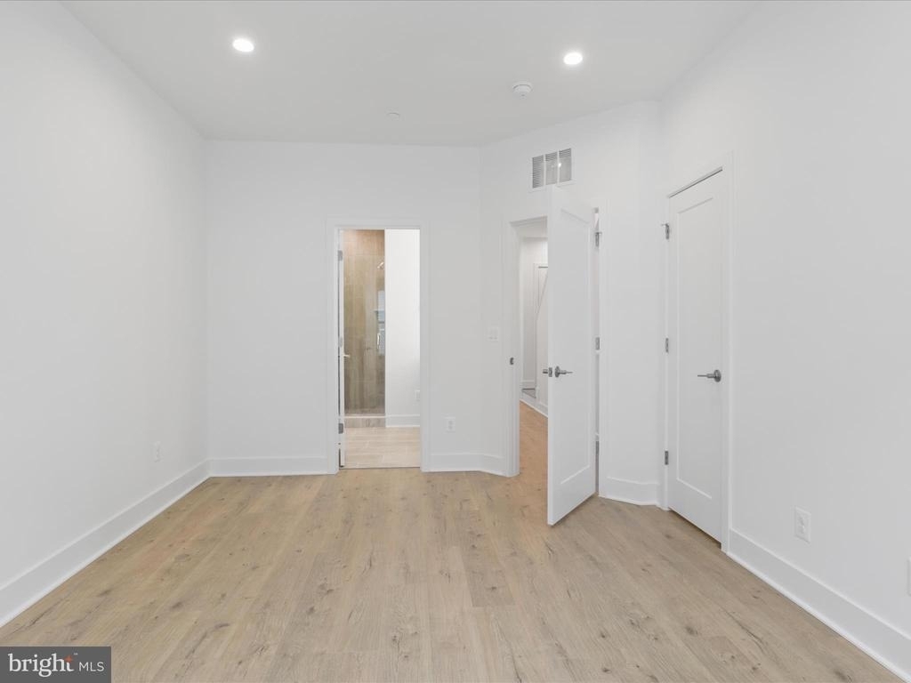 2064 Tysons Ridgeline Road - Photo 18