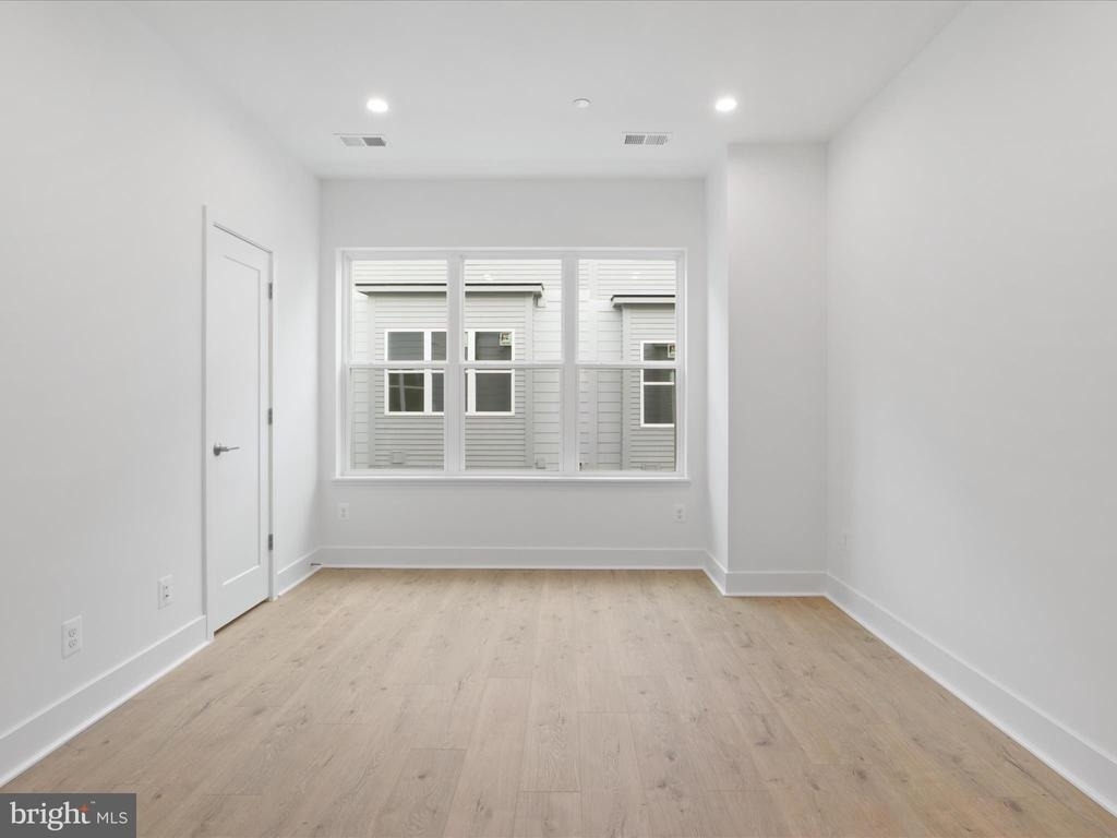 2064 Tysons Ridgeline Road - Photo 17